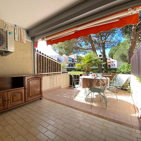 Studio 4 couchages avec grande terrasse en rez-de-jardin à deux pas des plages Le Grau-du-Roi Exterior foto